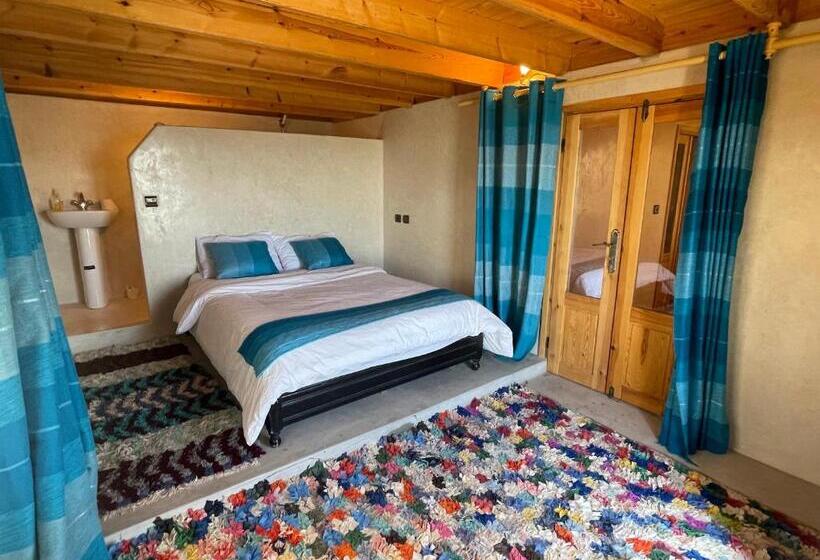 پانسیون La Chambre Tafokt