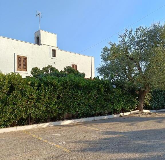 پانسیون Masseria Galleppa   Rooms, Pool And Relax