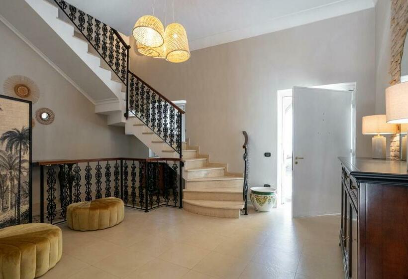 Bed and Breakfast Pavean Suites