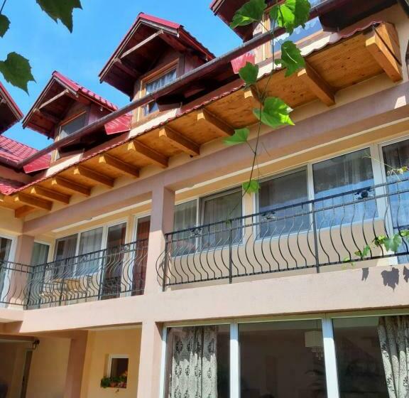 펜션 Casa Izbuc