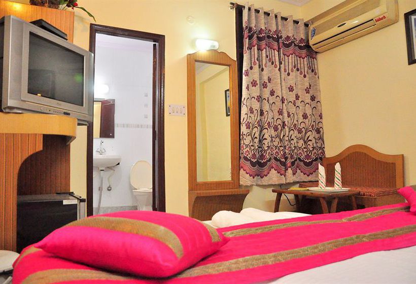 Hotel Goroomgo Cottage Ganga Inn New Delhi