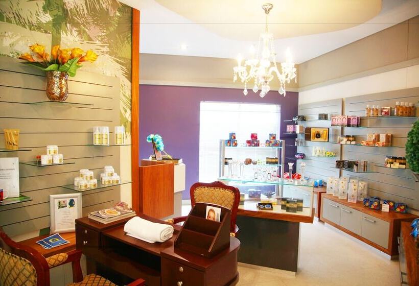 בית מלון כפרי First Group The Palace Allsuite