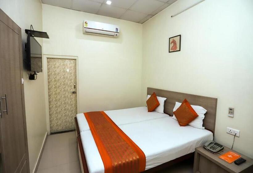 فندق Jaisingh Palace