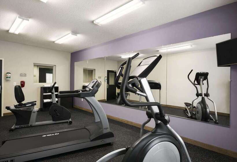 Microtel Inn & Suites By Wyndham