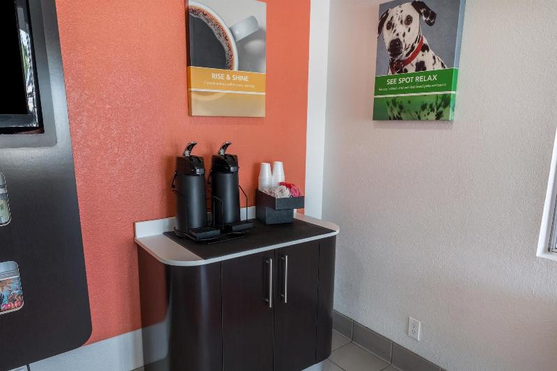 Motel 6del Rio, Tx