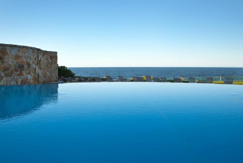 The Cliff House Resort And Spa