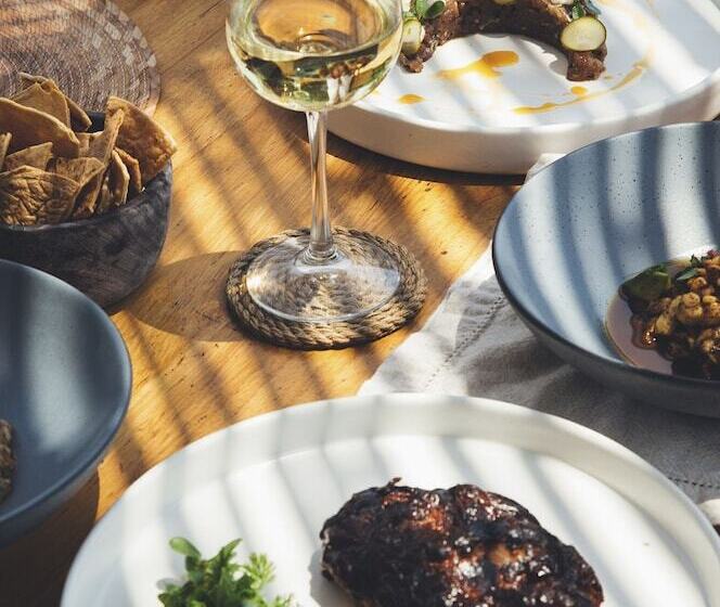 هتل Casa Joseph Zicatela   Adults Only