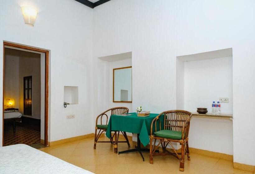 Granpa S Inn Hotel Bougainvillea