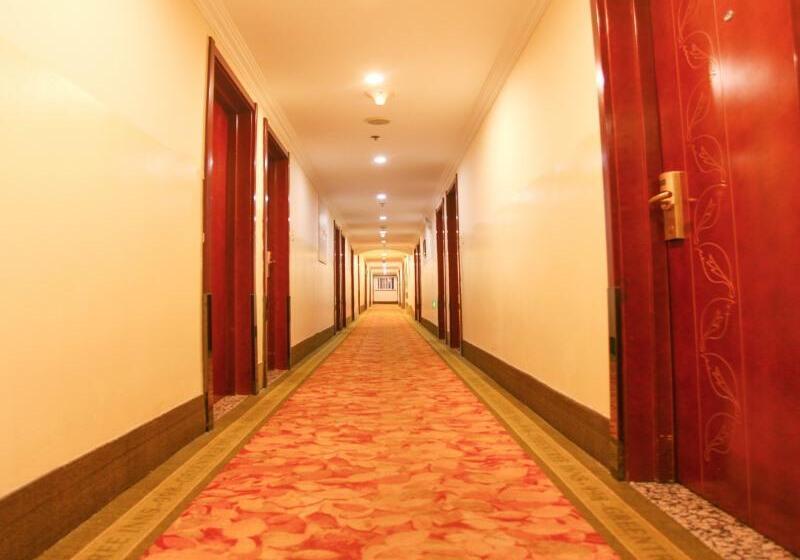 호텔 Greentree Inn Beijing Xicheng District Caishikou Express