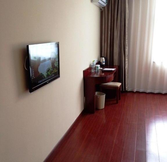 Hotel Greentree Inn Qingdao Railway Station East Square Pichaiyuan Express