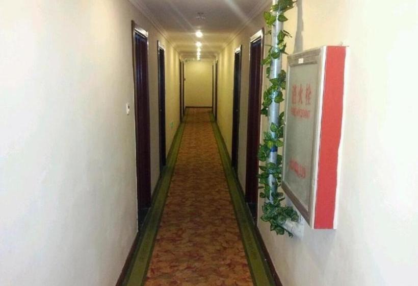 Hotel Greentree Inn Qingdao Railway Station East Square Pichaiyuan Express