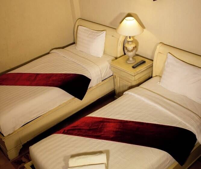 فندق Kayu Arum Resort