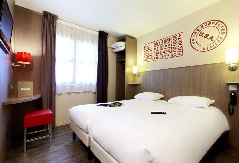 هتل Kyriad Cholet