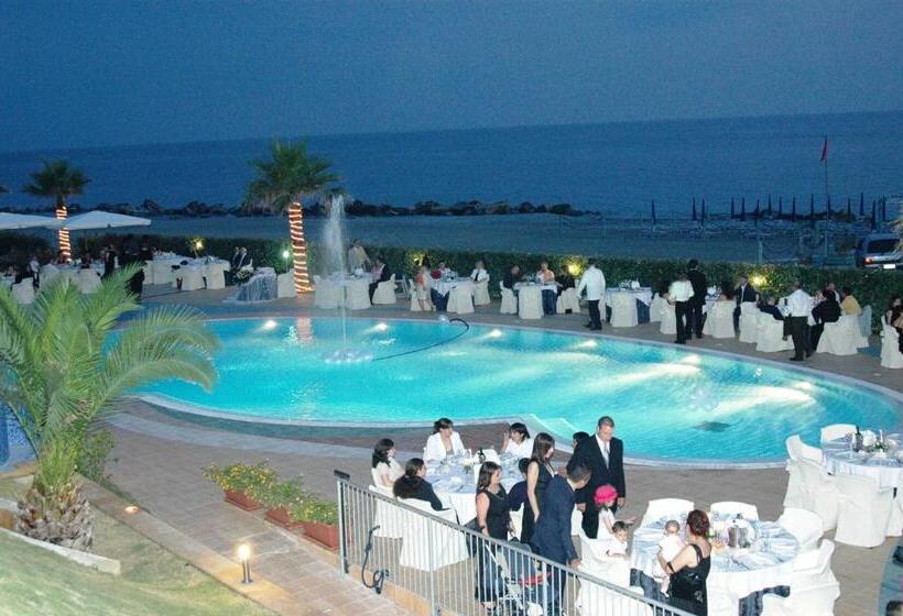 فندق Meridian
