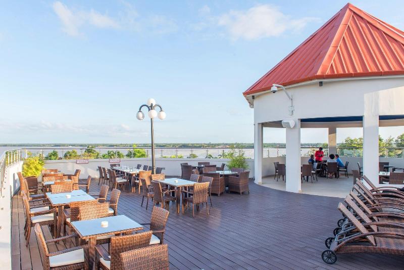 هتل Ramada By Wyndham Princess Paramaribo