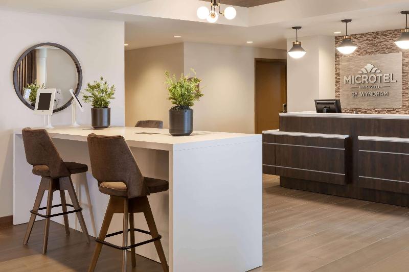 Microtel Inn & Suites By Wyndham Lloydminster