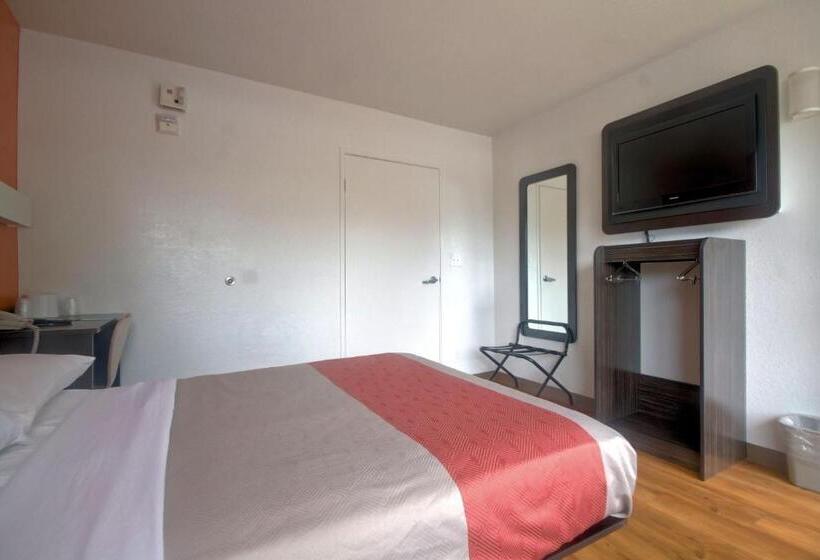 Motel 6 Dania Beach