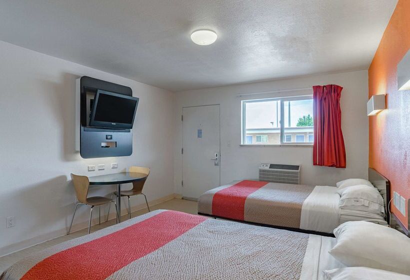 Motel 6 Riverton Wy