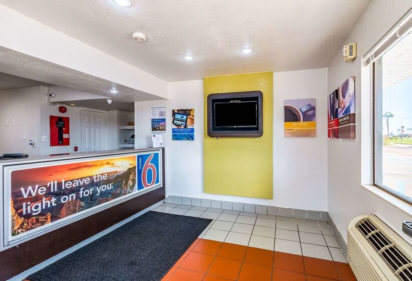 Motel 6bellmead, Tx  Waco