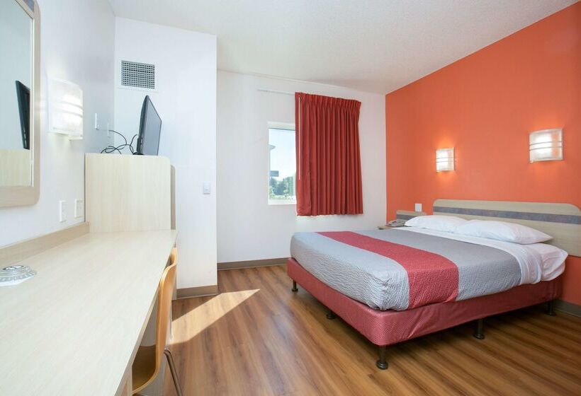 Motel 6brooklyn Center, Mn  Minneapolis