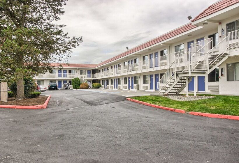 Motel 6 Everett, Wa  South