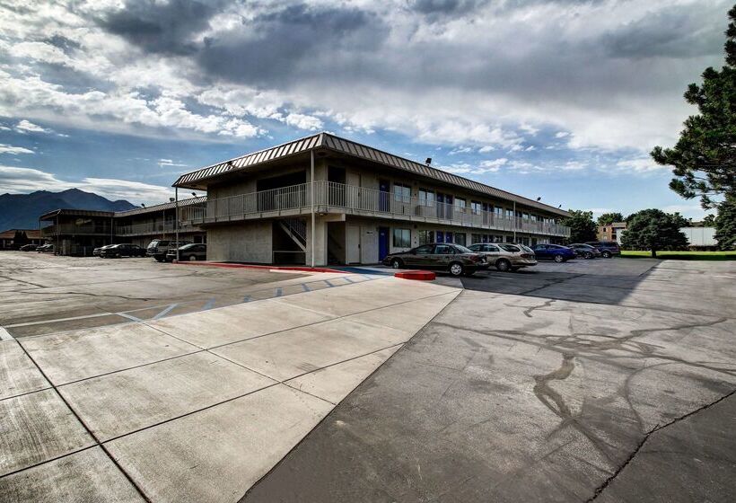 מוטל Econo Lodge Midvale