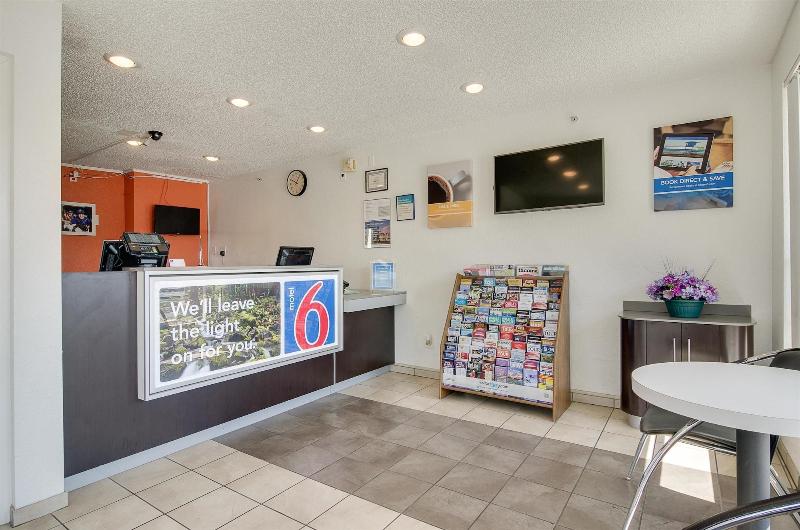 Motel 6tacoma, Wa  South