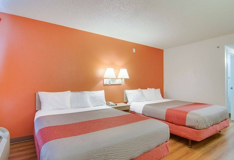 Motel 6tacoma, Wa  South