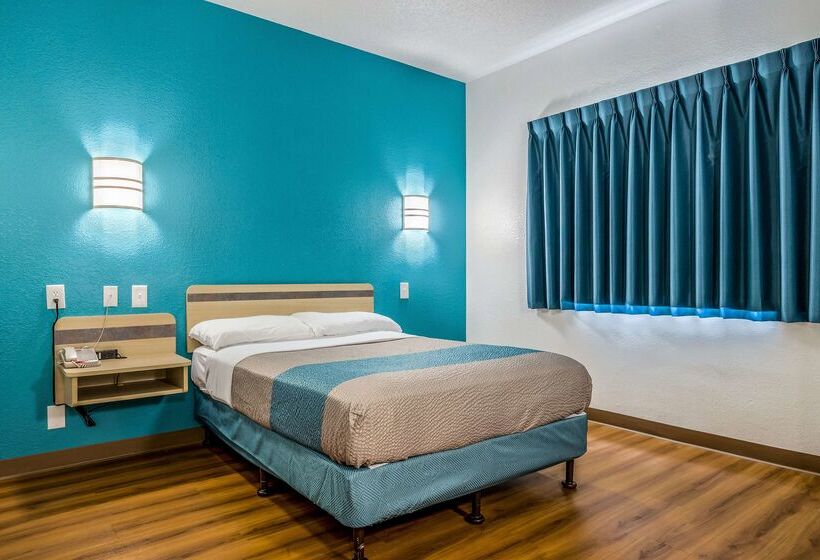 Motel 6west Des Moines, Ia