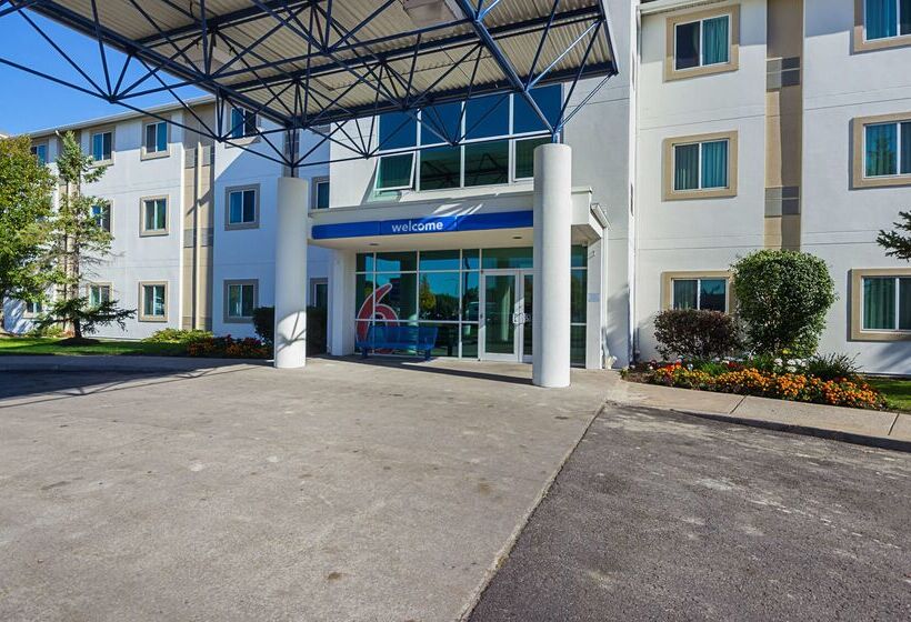 Motel 6whitby, On  Toronto East