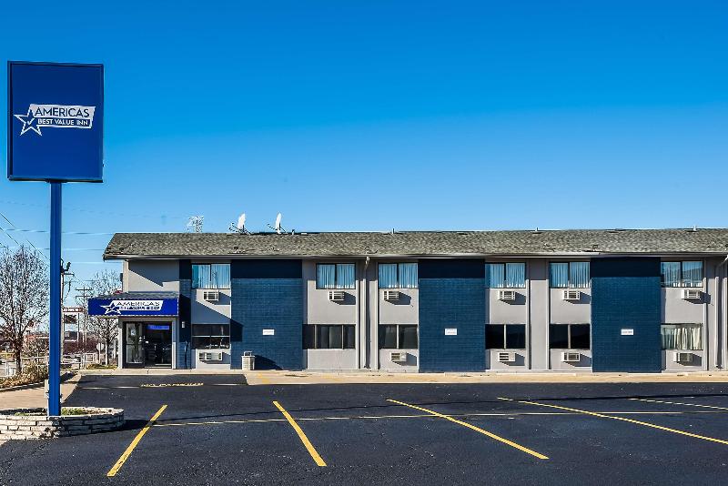 מוטל Americas Best Value Inn East Peoria