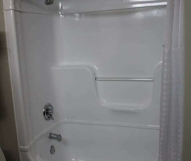 فندق على الطريق Days Inn By Wyndham Waco University Area