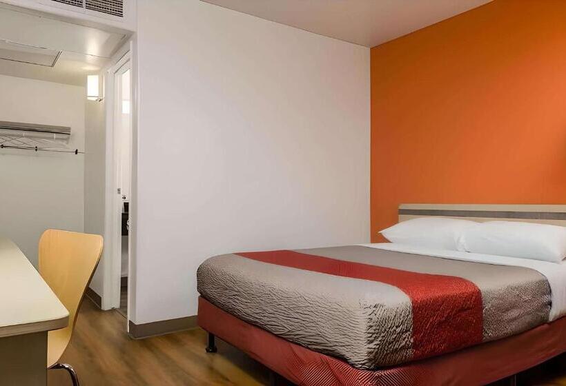 فندق على الطريق Park Inn By Radisson, Turlock