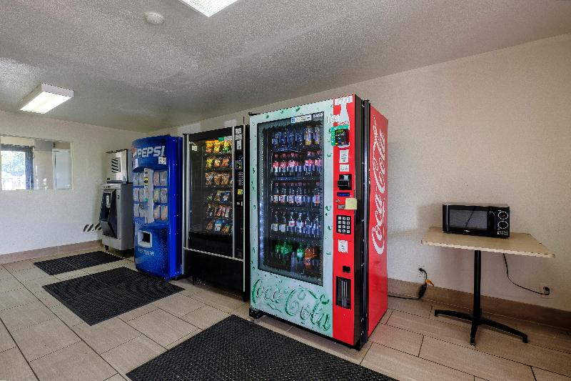 מוטל Red Roof Inn Alexandria, La