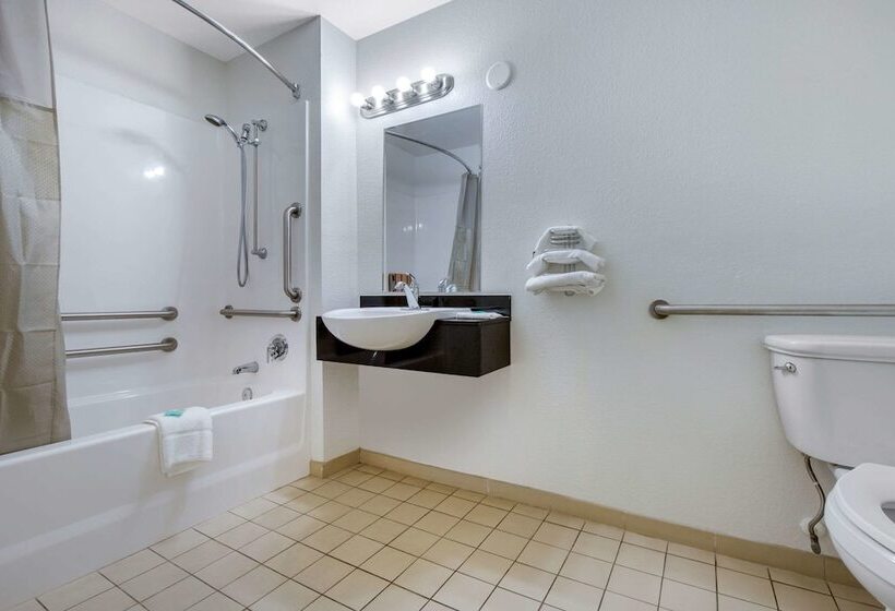 فندق على الطريق Rodeway Inn Winston Salem Route 52