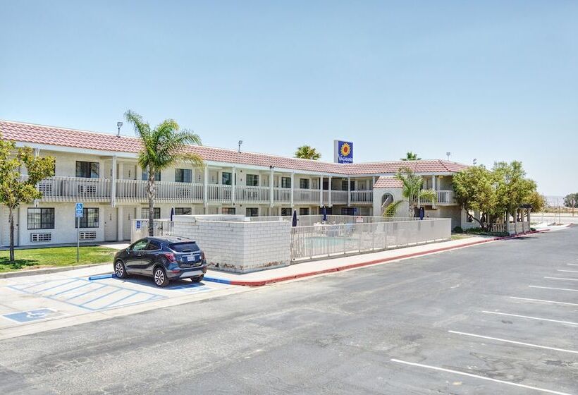 מוטל Vagabond Inn Buttonwillow North I 5