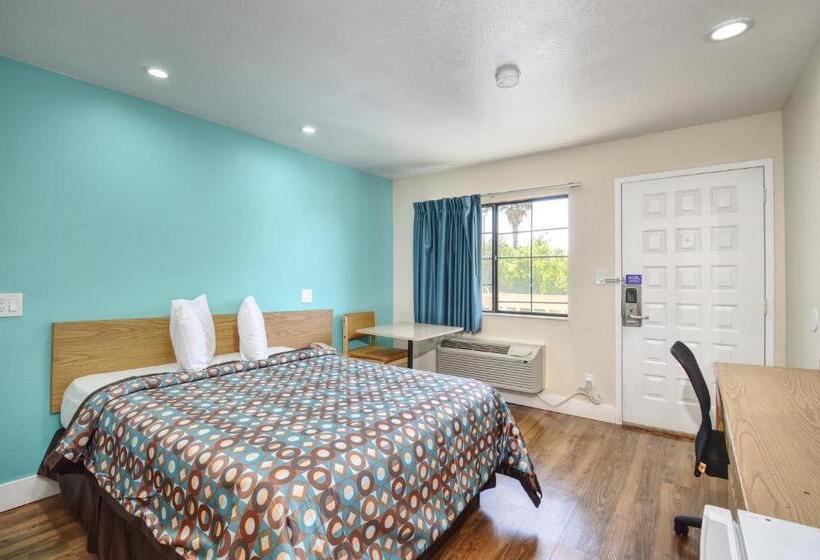 מוטל Vagabond Inn Buttonwillow North I 5