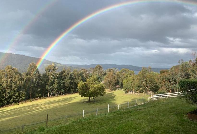 Arjuna Ridge Bed & Breakfast