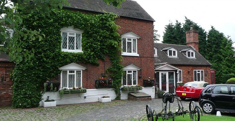 Bed and Breakfast Featherstone Farm