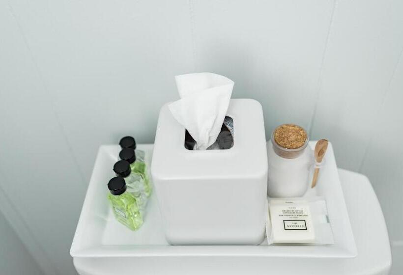 تختخواب و صبحانه Meadows Inn