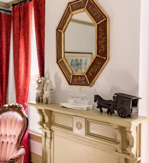 تختخواب و صبحانه Meadows Inn