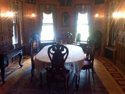 مبيت وإفطار Overlook Mansion