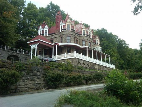 مبيت وإفطار Overlook Mansion
