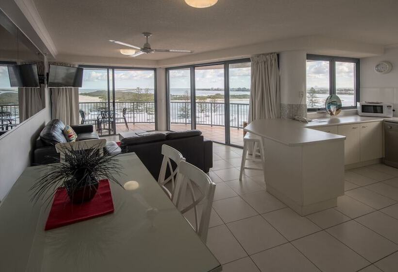 Centrepoint Apartments Caloundra