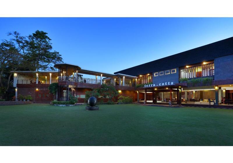 Отель Alindra Villas & Spa