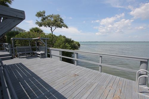 فندق Cedars Tennis Resort & Club