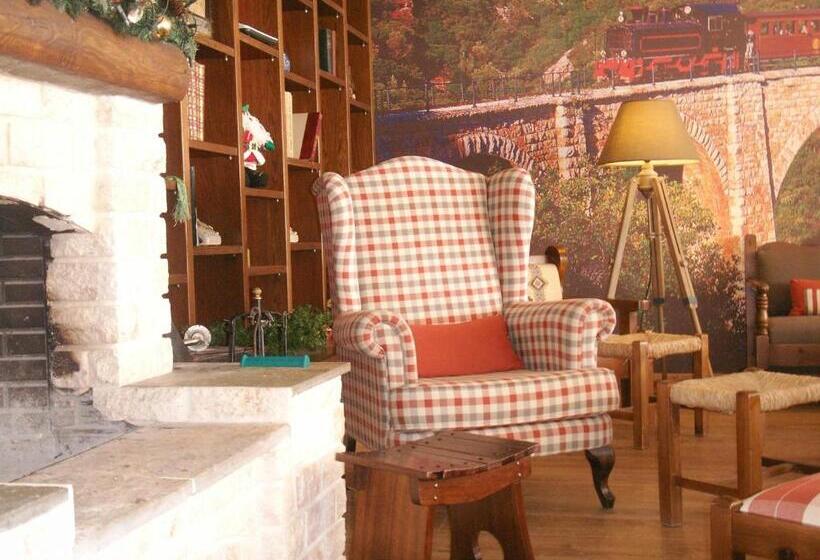 هتل Manthos Mountain Resort & Spa