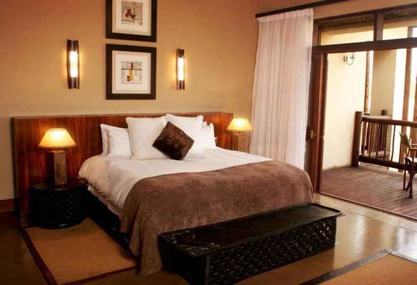 בית מלון כפרי Protea Zebula Lodge