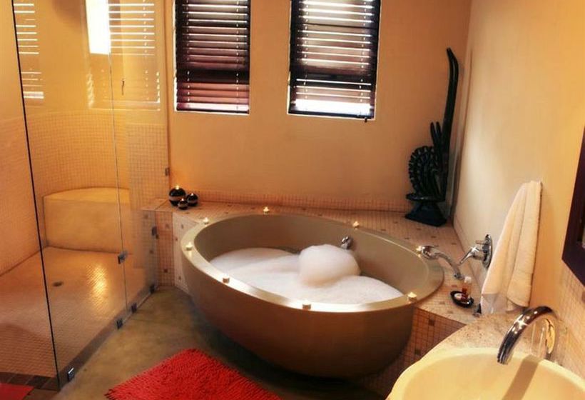 בית מלון כפרי Protea Zebula Lodge