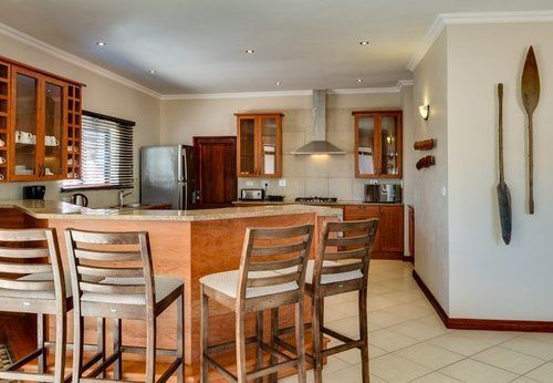 בית מלון כפרי Protea Zebula Lodge